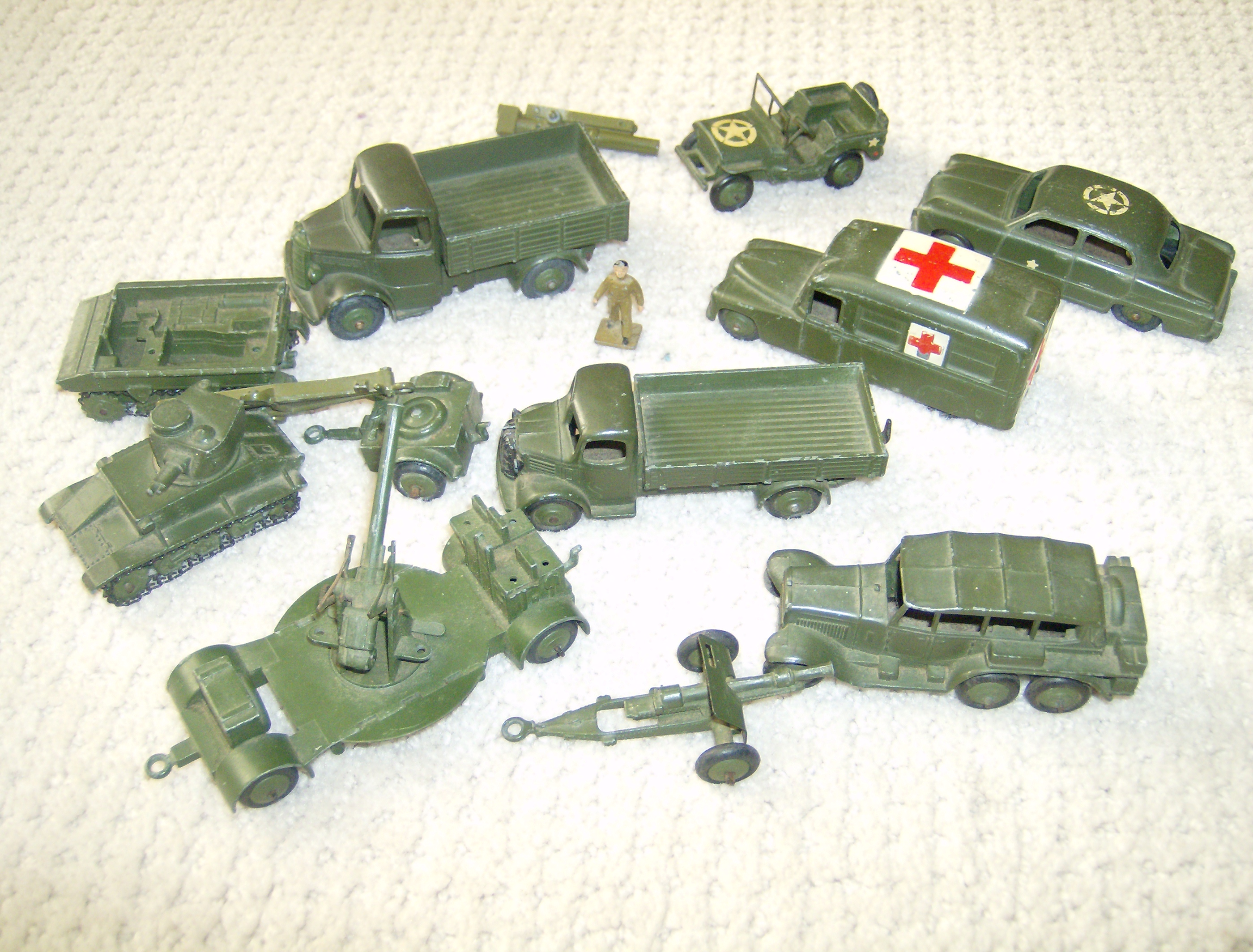 Old Army Toys 114